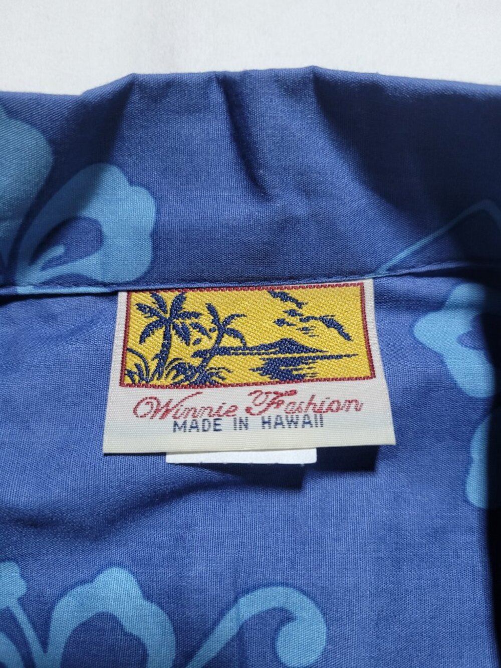 Winnie Fashion Blue Surfboard Hawaiian Aloha Shirt Vintage Cotton Large Coastal - Picture 6 of 9